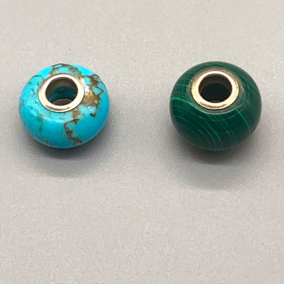 Set of two natural stone beads for European style bracelets ☘️ - Picture 2 of 4